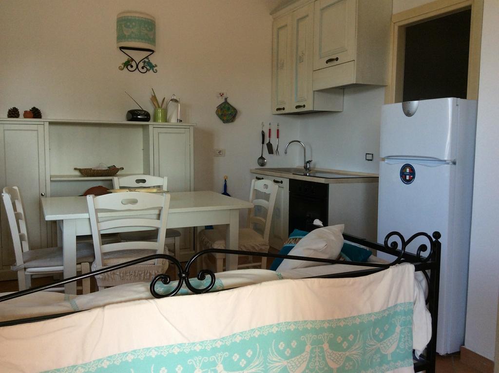 Sardinia Beach Apartments Aglientu Eksteriør bilde