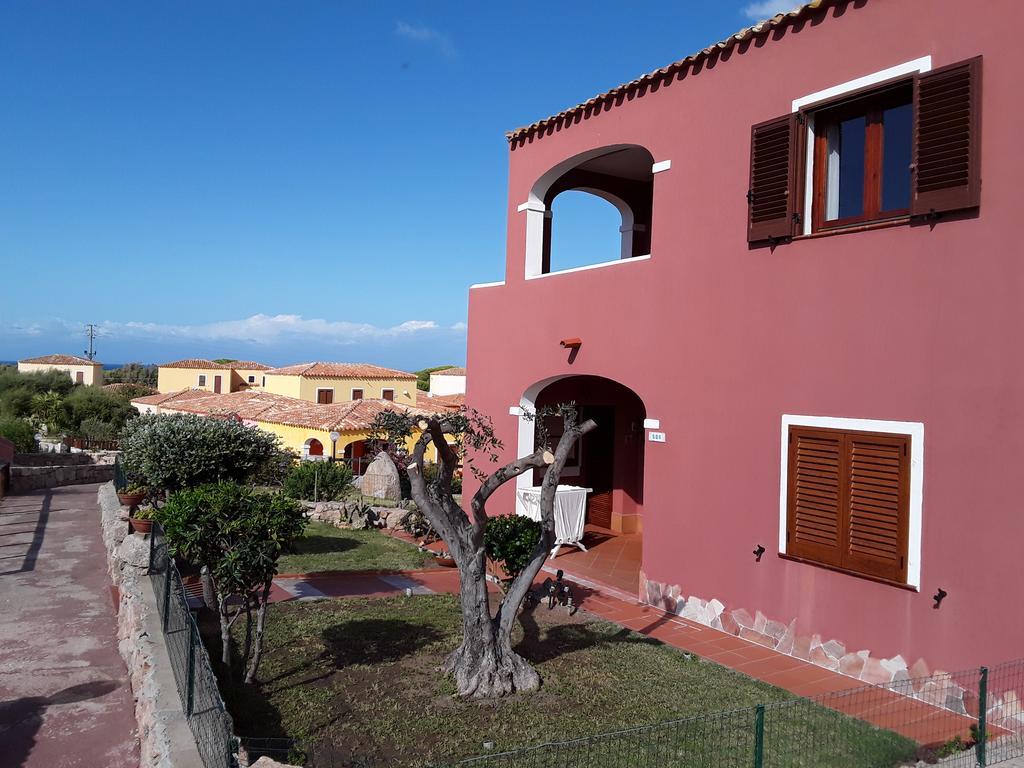 Sardinia Beach Apartments Aglientu Eksteriør bilde